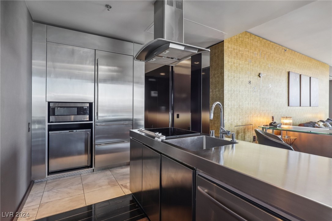 4381 West Flamingo Road 2801