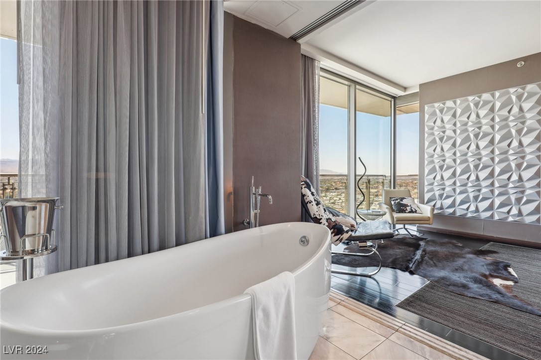 4381 West Flamingo Road 2801