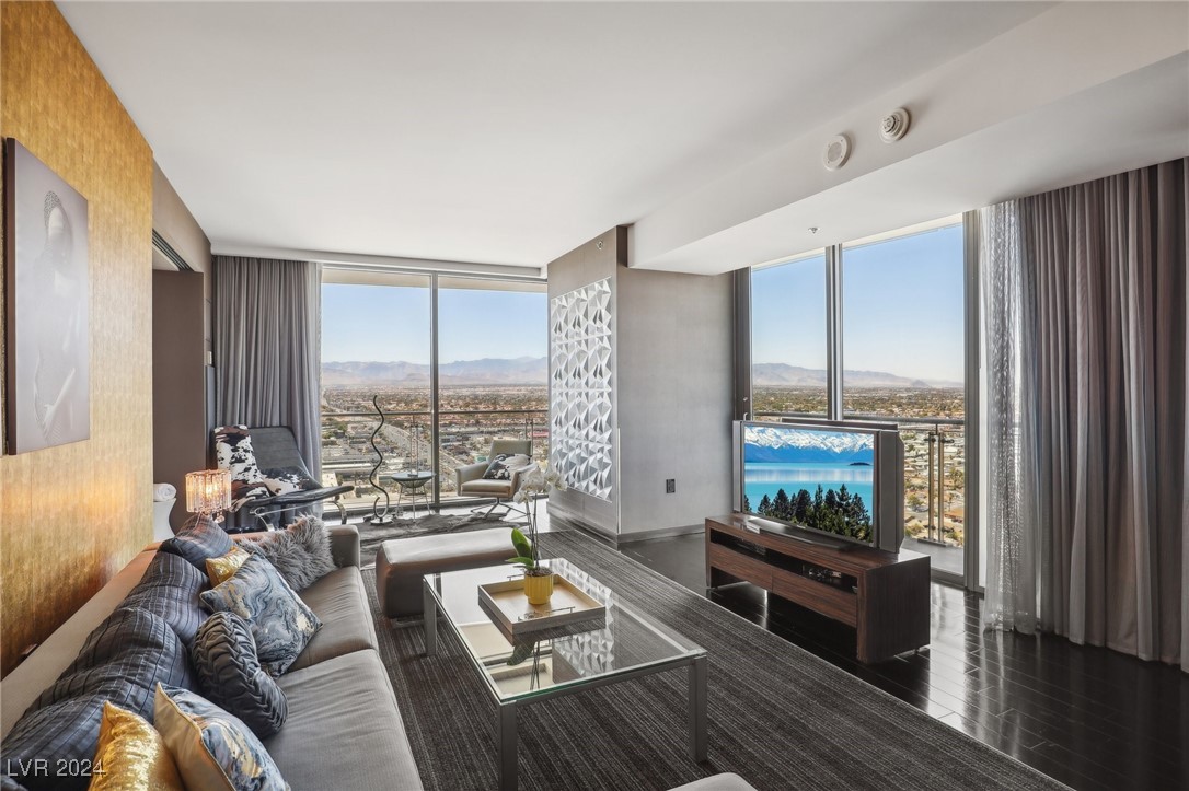 4381 West Flamingo Road 2801