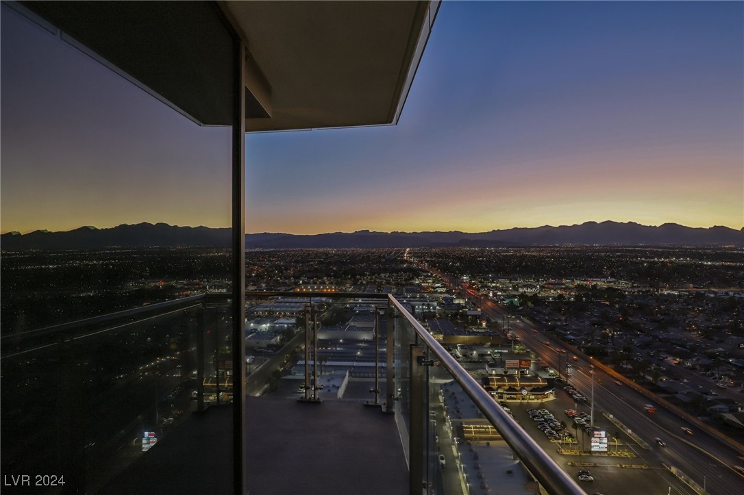 4381 West Flamingo Road 2801