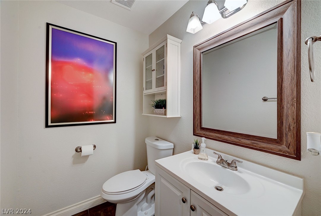 9349 Boulder Opal Avenue