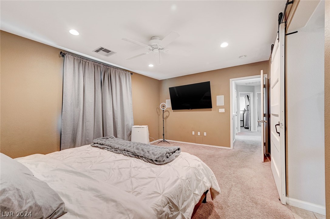 9349 Boulder Opal Avenue