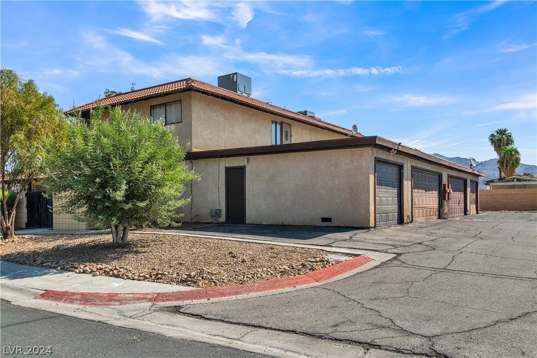 5107 Village Drive 0