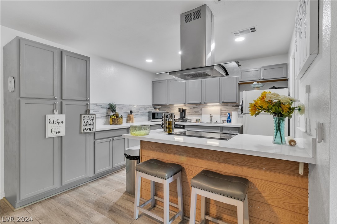 5107 Village Drive 0