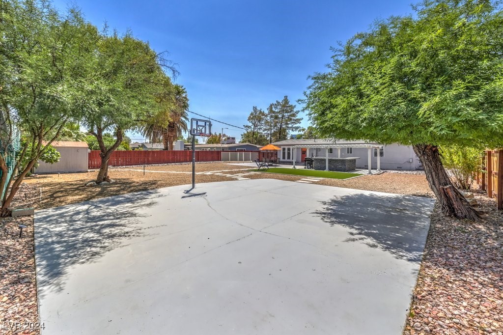 2400 Sherman Place