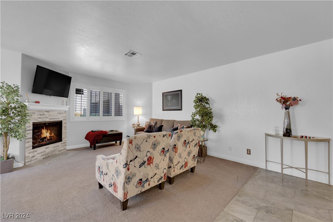 5020 South Rainbow Boulevard 105