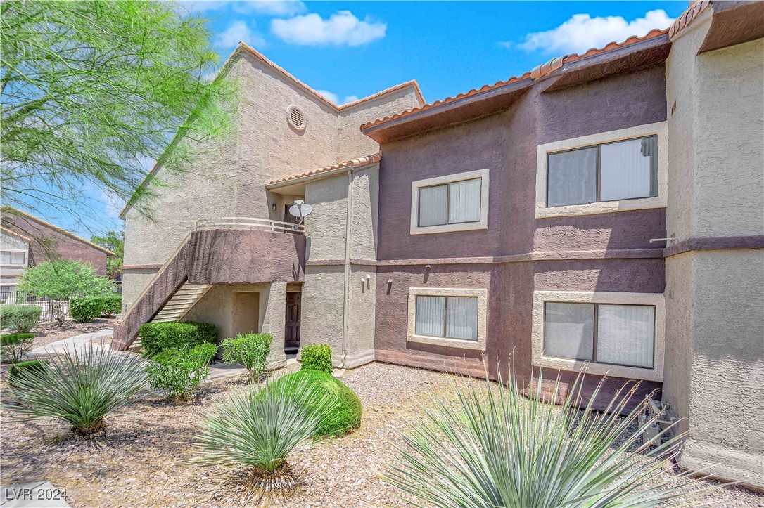 5020 South Rainbow Boulevard 105