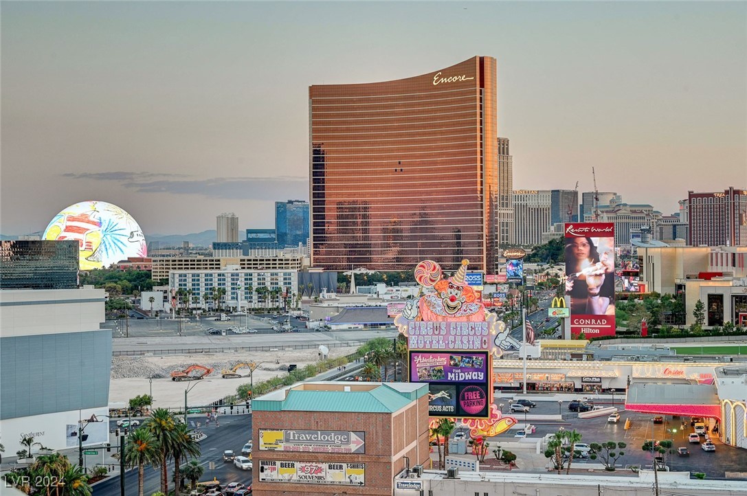 2700 Las Vegas Boulevard 1111