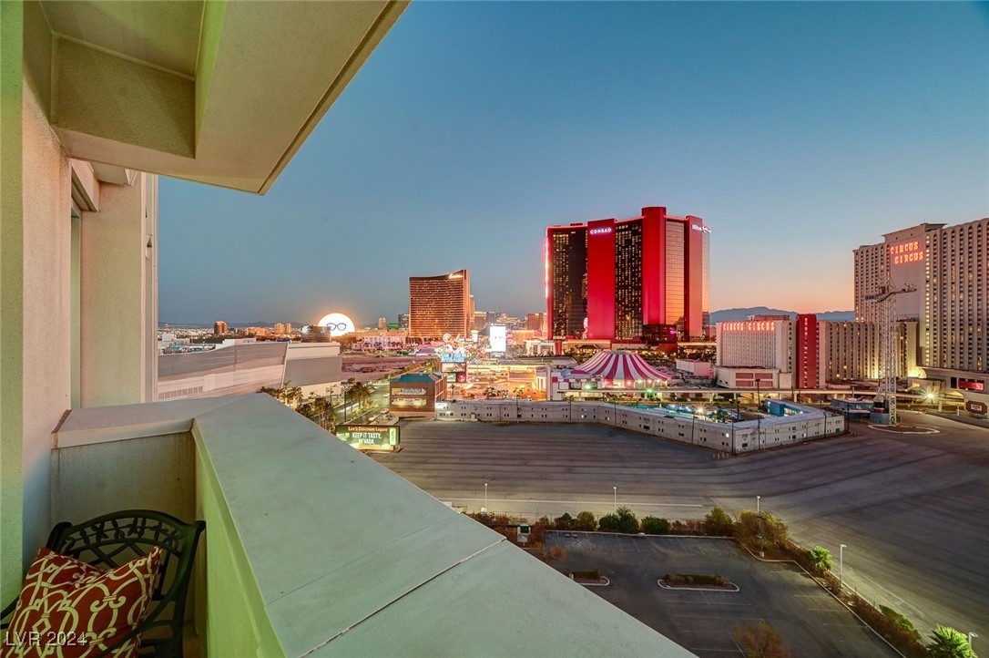2700 Las Vegas Boulevard 1111