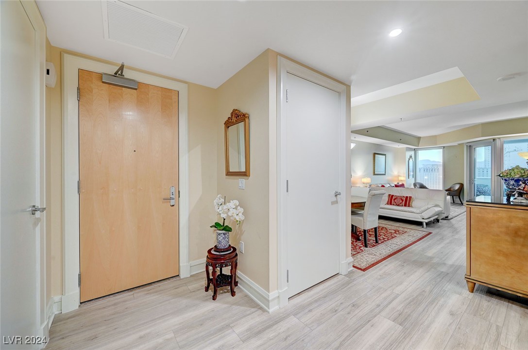 2700 Las Vegas Boulevard 1111