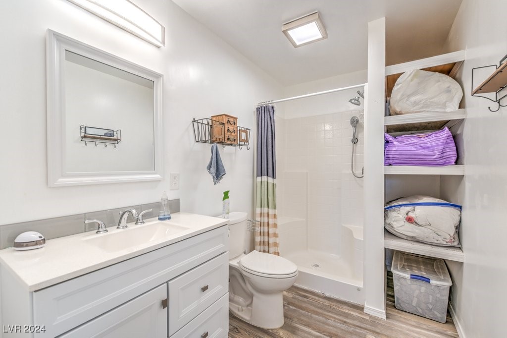 5380 North Blagg Road