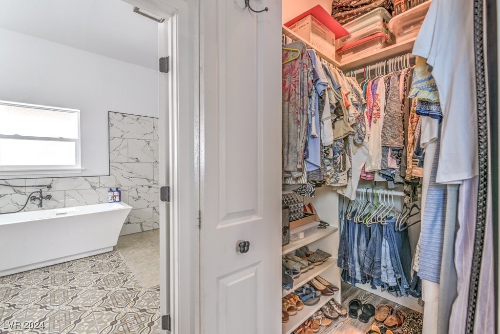 5380 North Blagg Road