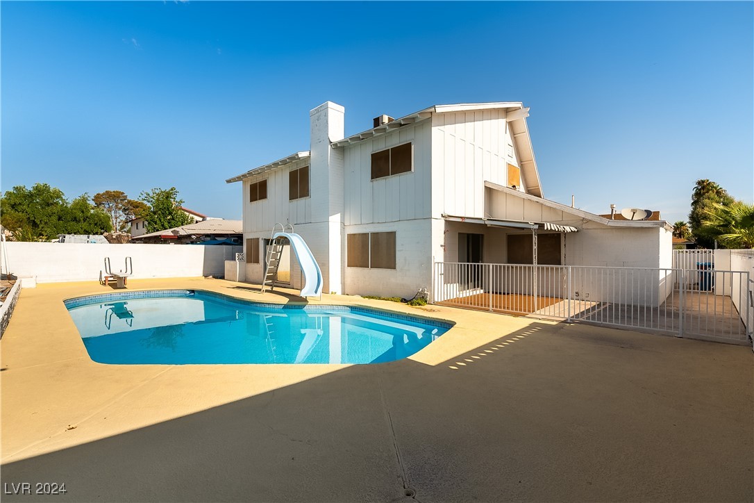 2441 Capistrano Avenue