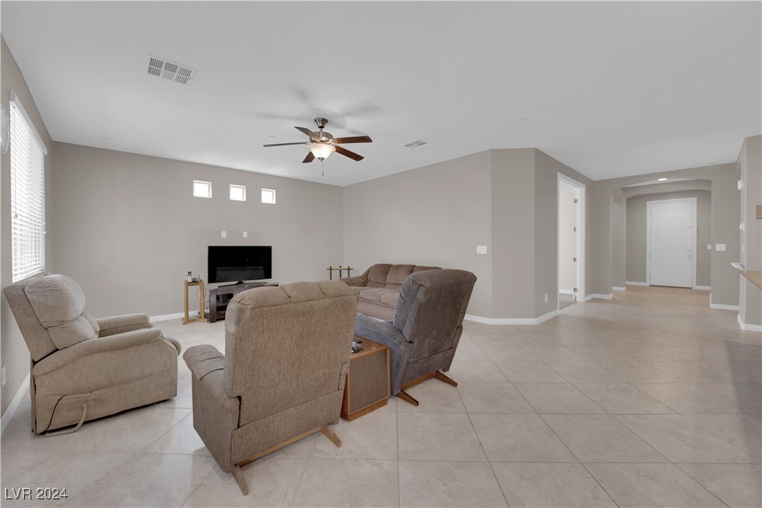 1109 Aubrey Springs Avenue