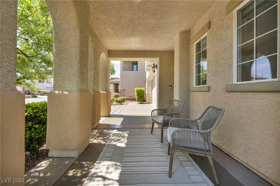 2087 Desert Prairie Street