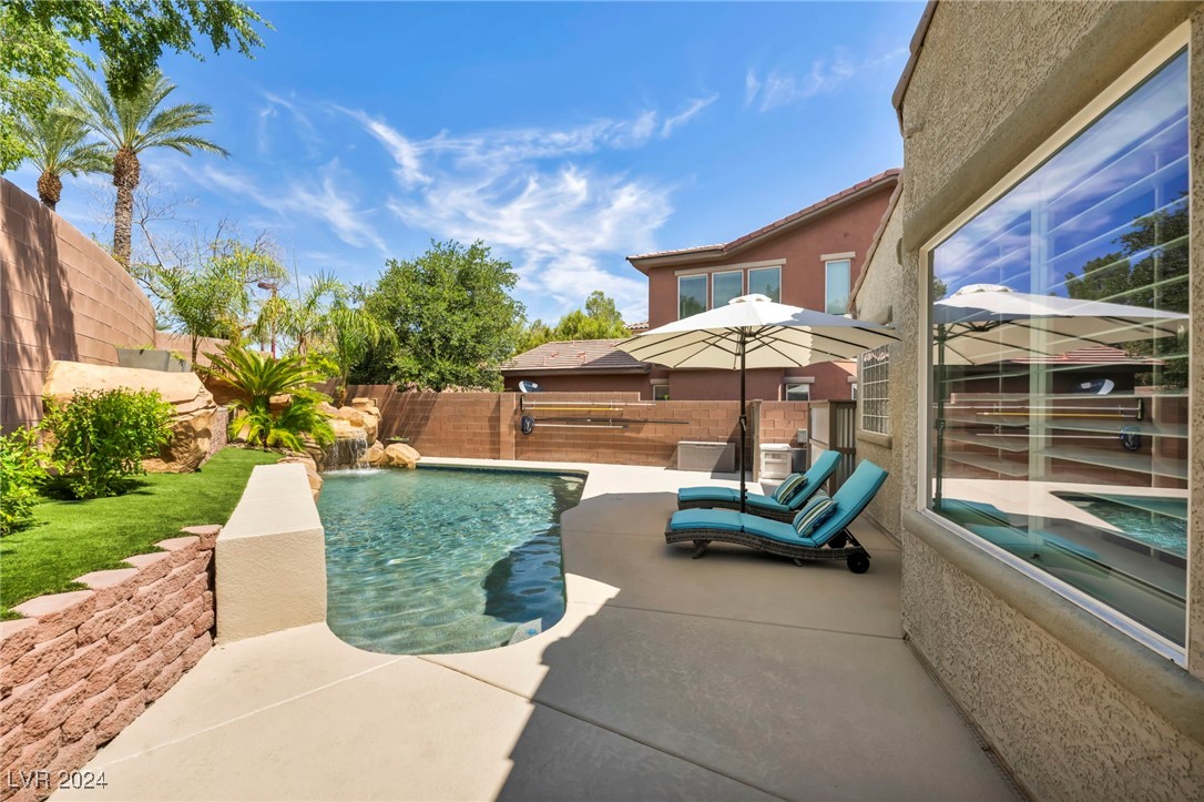 2087 Desert Prairie Street