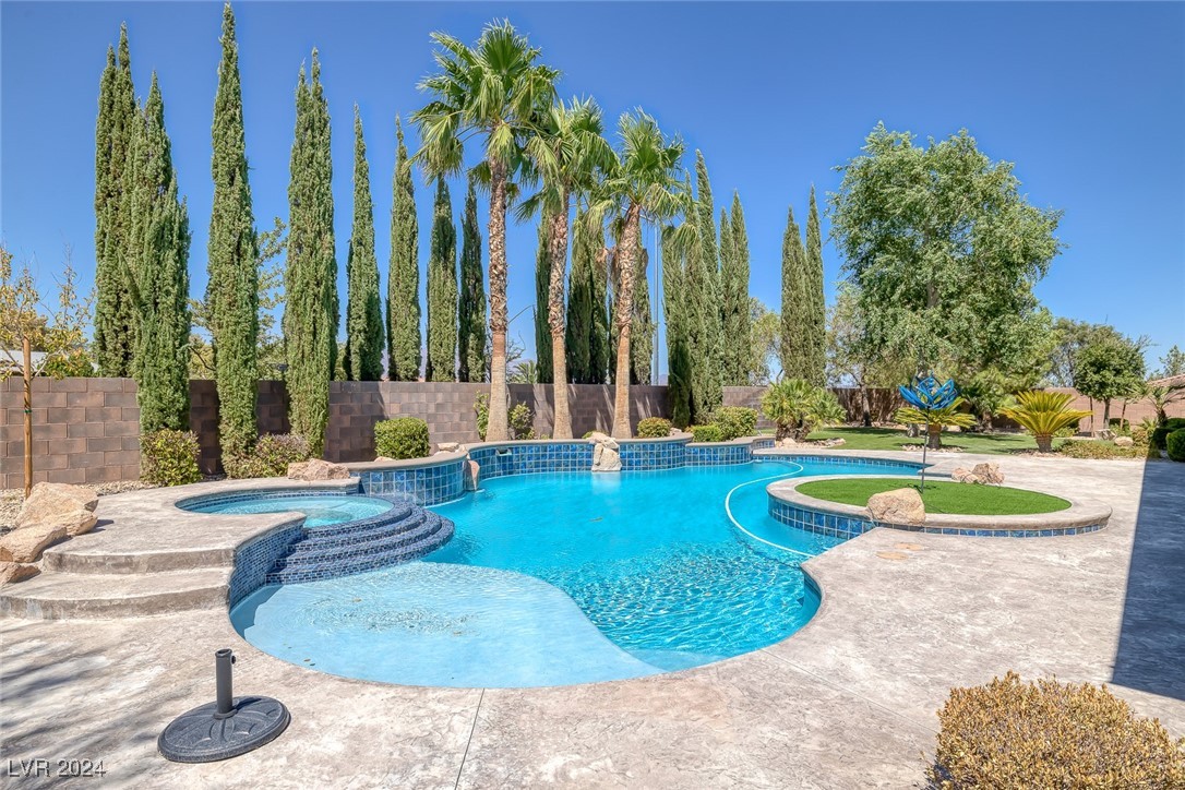 9676 Jamies Jewel Way