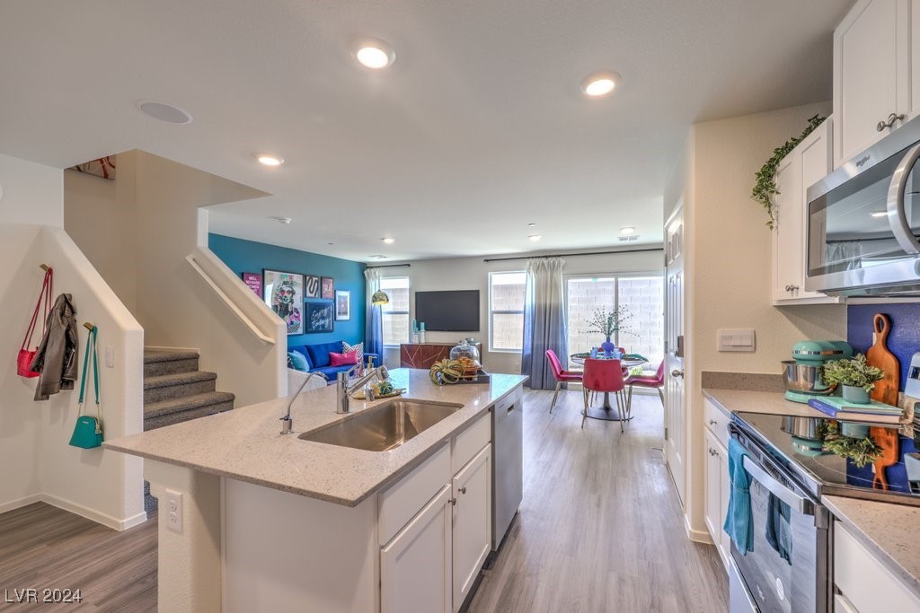 6029 Lily Garden St. Street 73