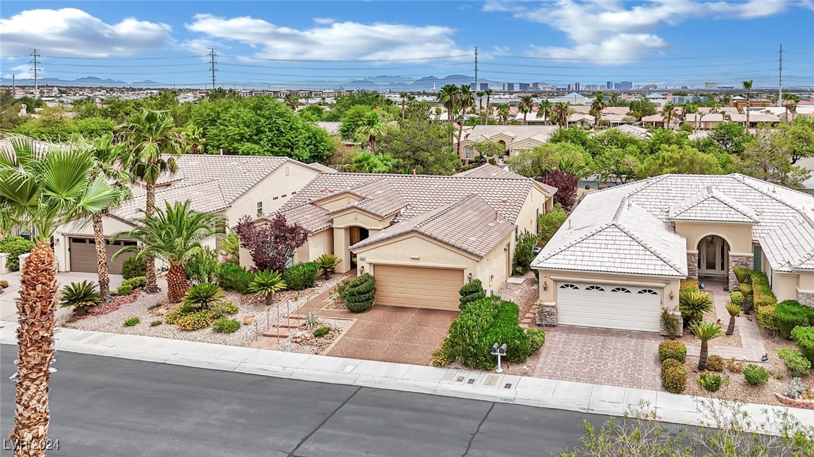 4560 Largo Cantata Street