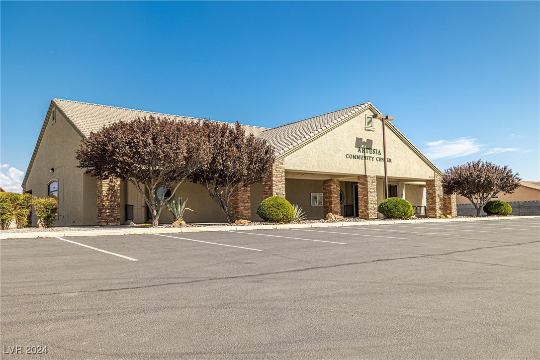 6981 Queenswood Court