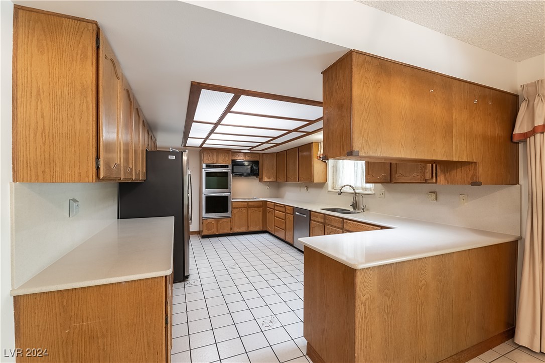 3180 South Tioga Way