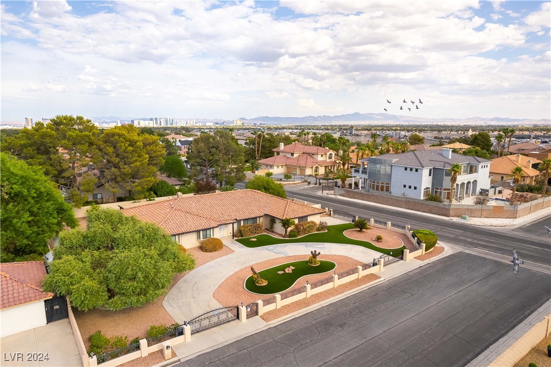 3180 South Tioga Way