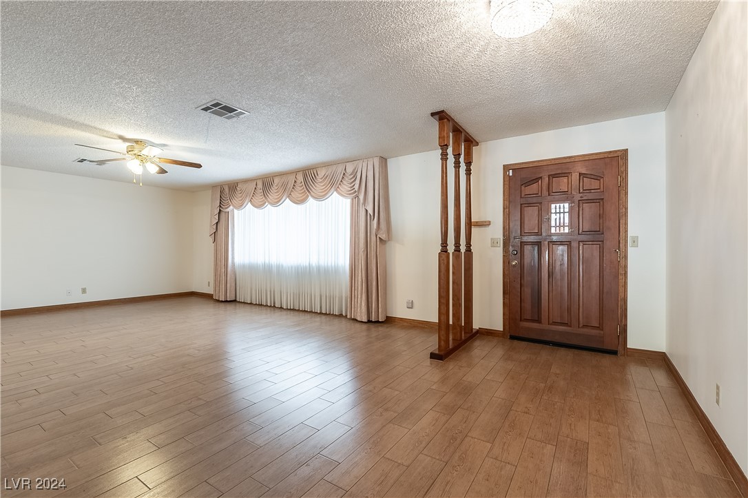 3180 South Tioga Way