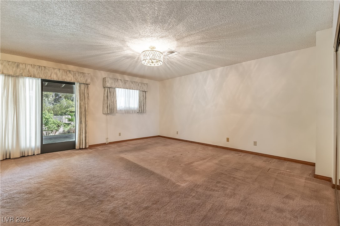 3180 South Tioga Way