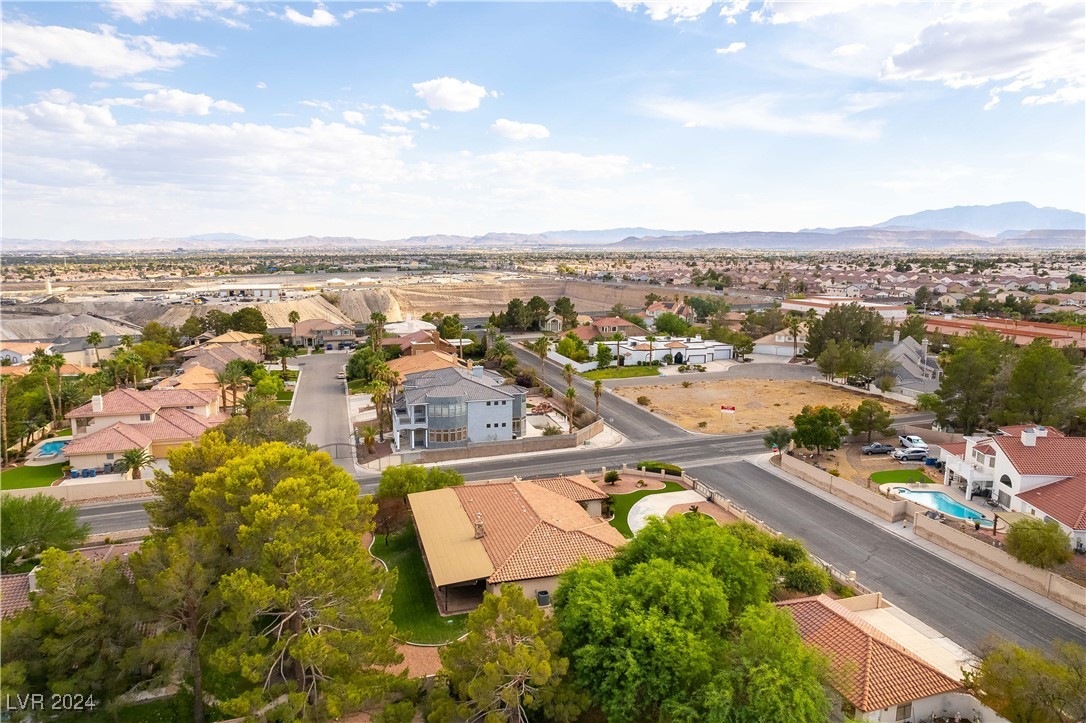 3180 South Tioga Way