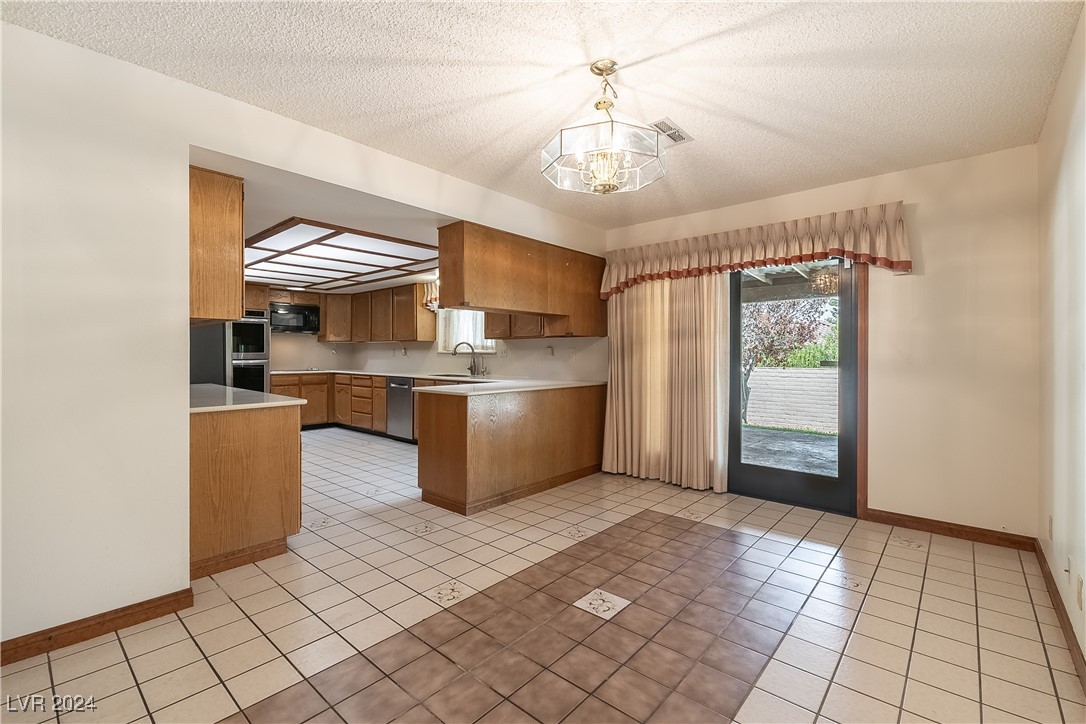 3180 South Tioga Way