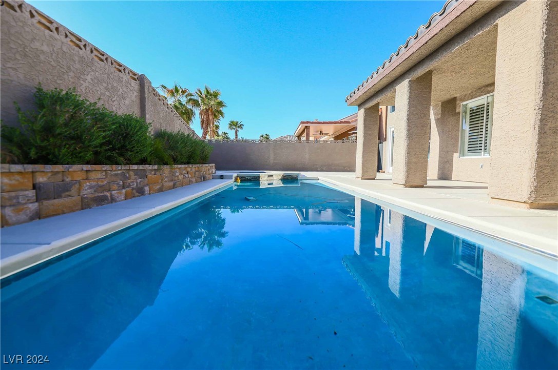 7440 Mountainboro Lane