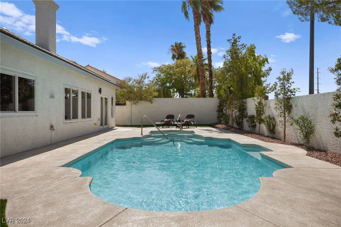 688 Kentons Run Avenue