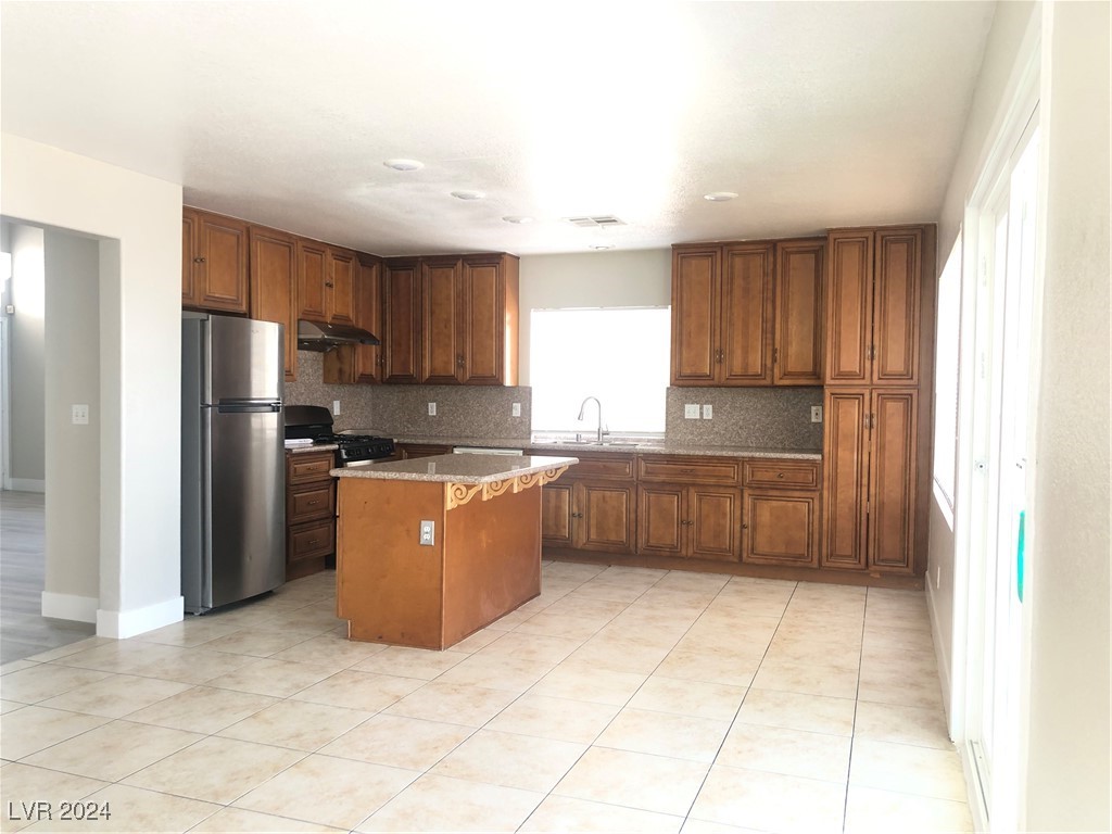 3674 Springbud Drive