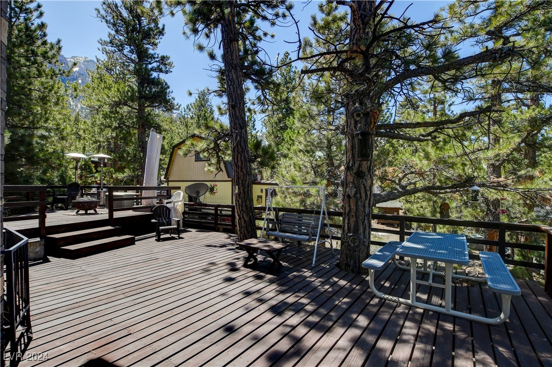 2133 Via Vita Street