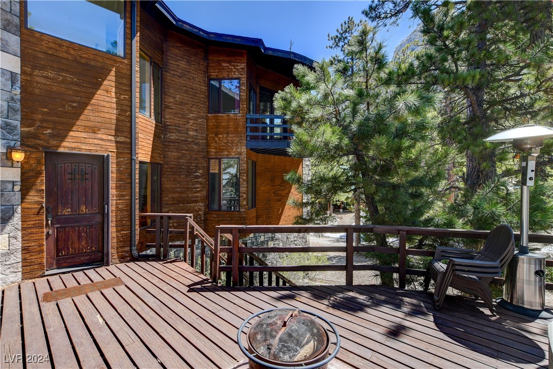 2133 Via Vita Street