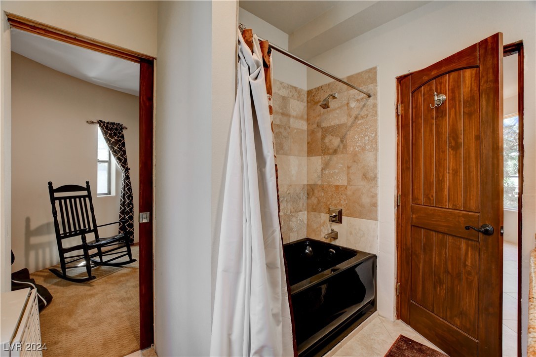 2133 Via Vita Street