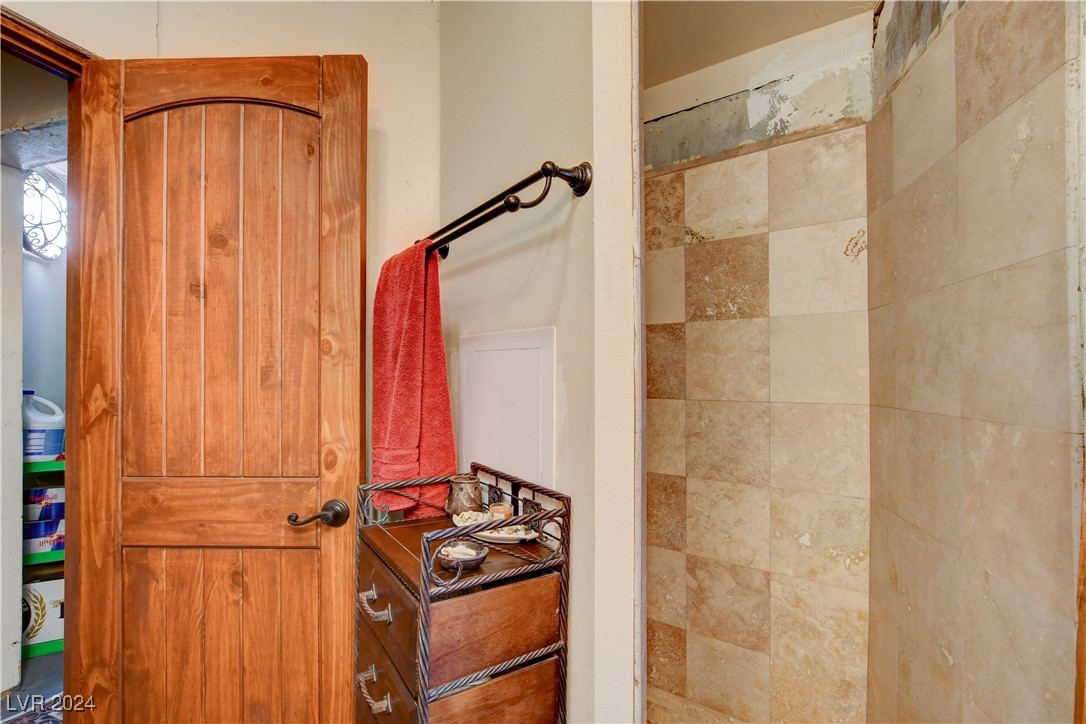 2133 Via Vita Street