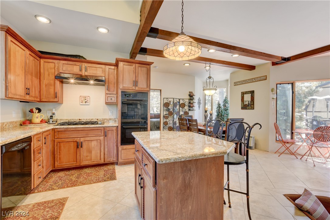 2133 Via Vita Street