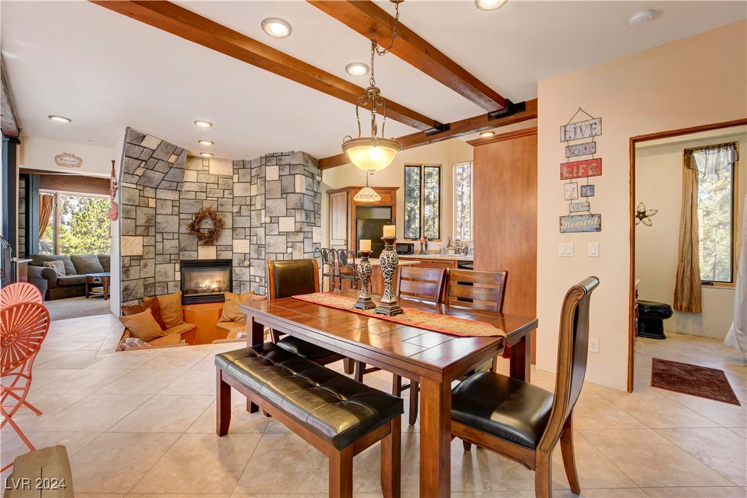 2133 Via Vita Street