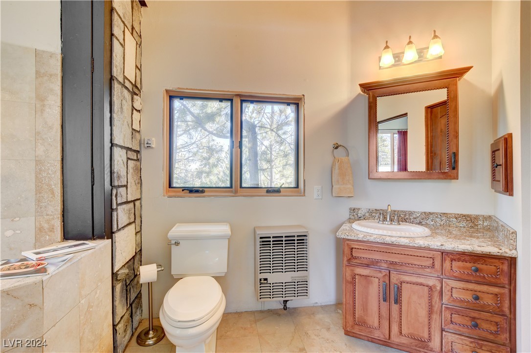 2133 Via Vita Street