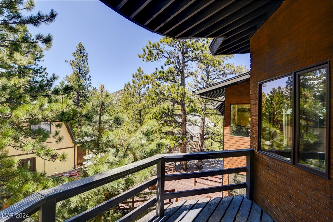 2133 Via Vita Street