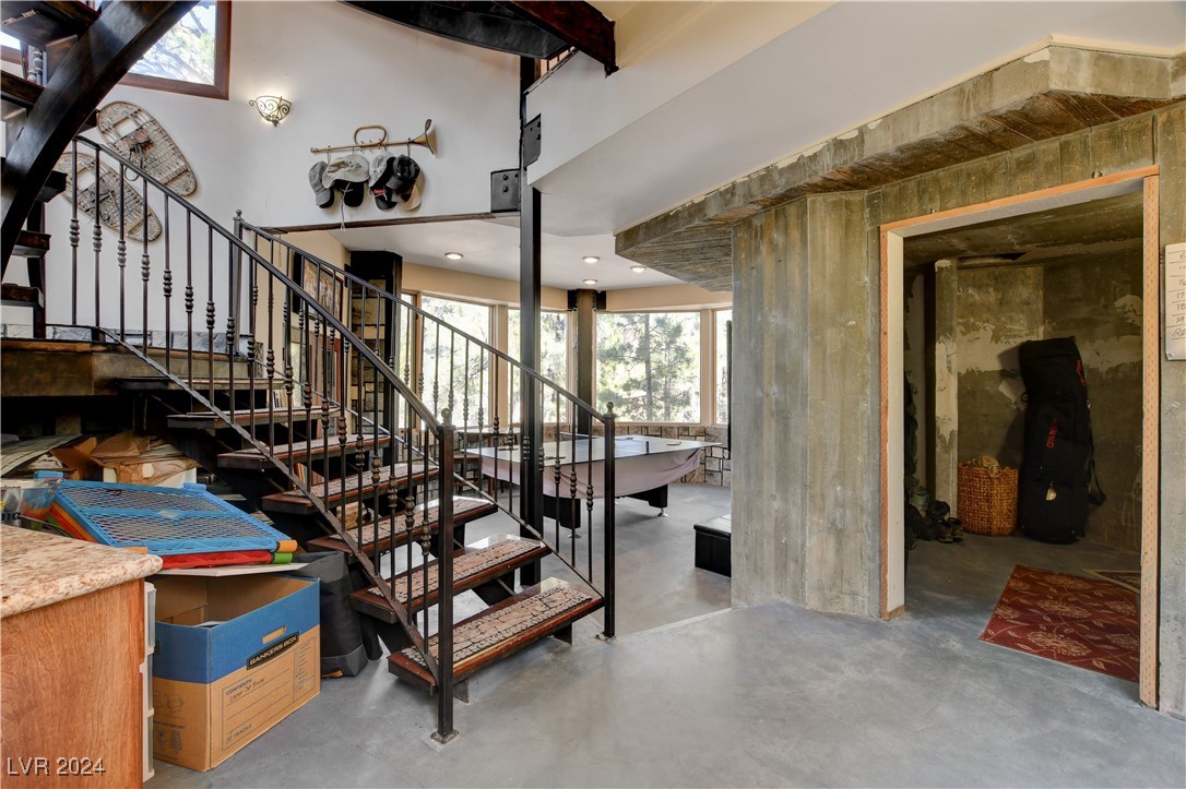 2133 Via Vita Street