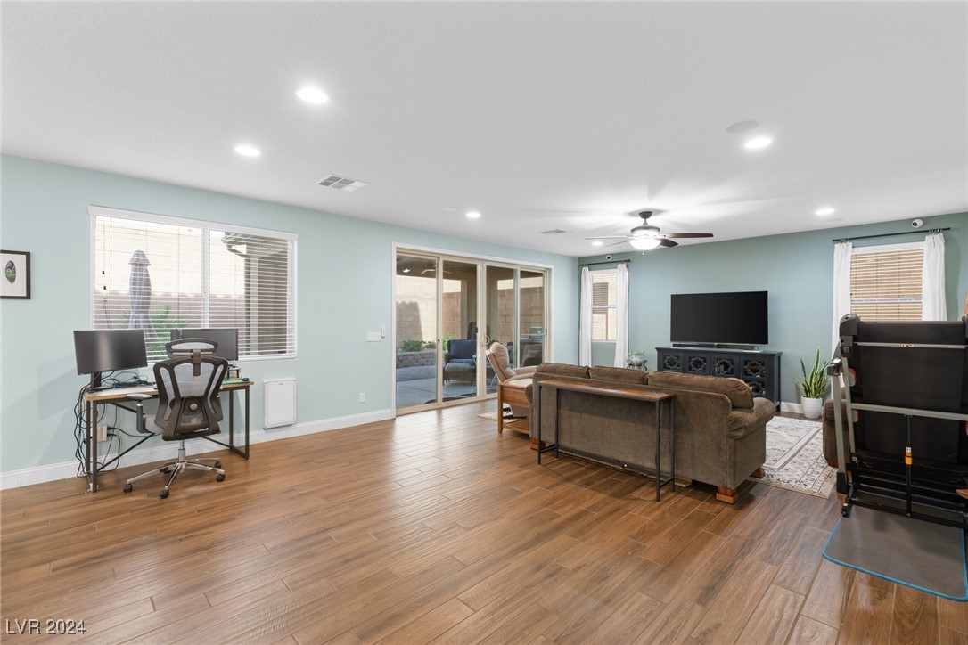 6733 Towerstone Street