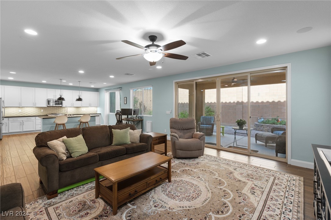 6733 Towerstone Street