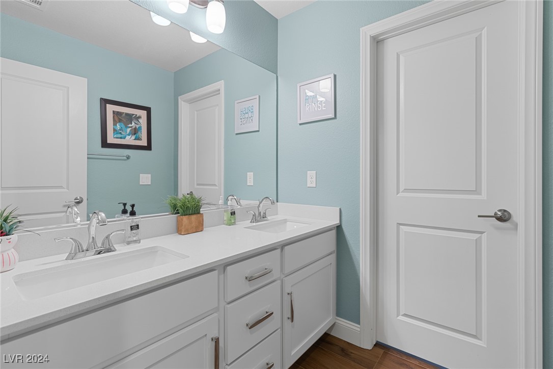 6733 Towerstone Street