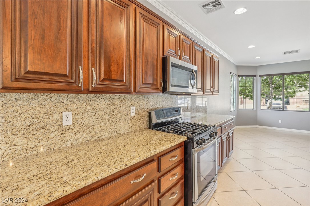 8212 Briggs Gully Street