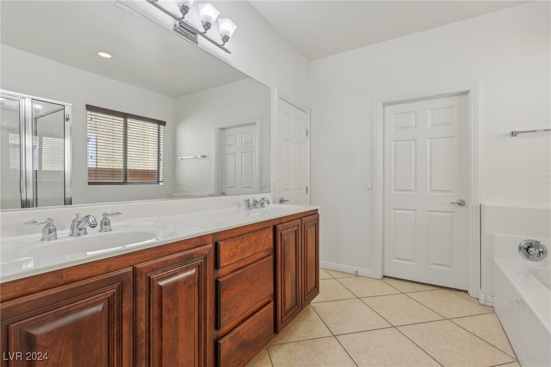 8212 Briggs Gully Street