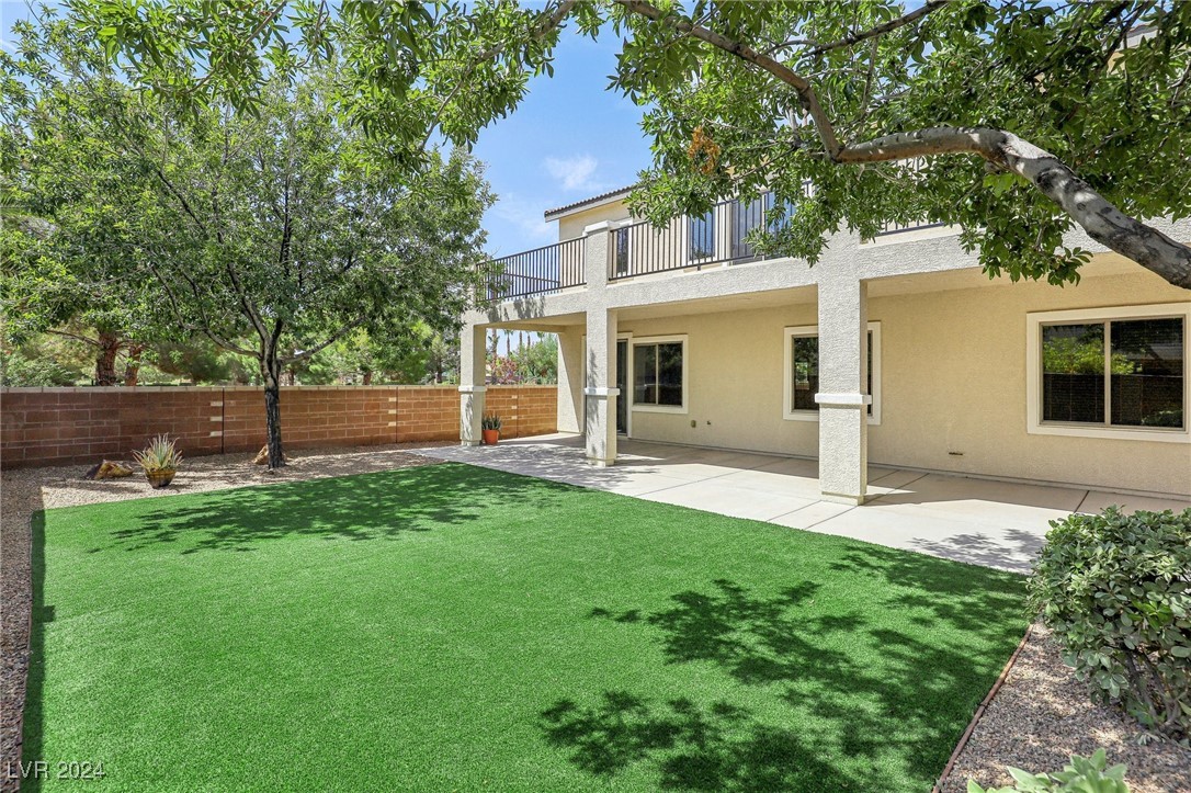 8212 Briggs Gully Street