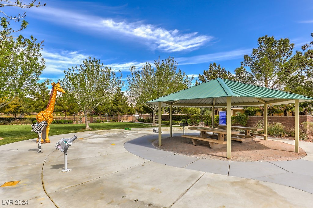 8212 Briggs Gully Street