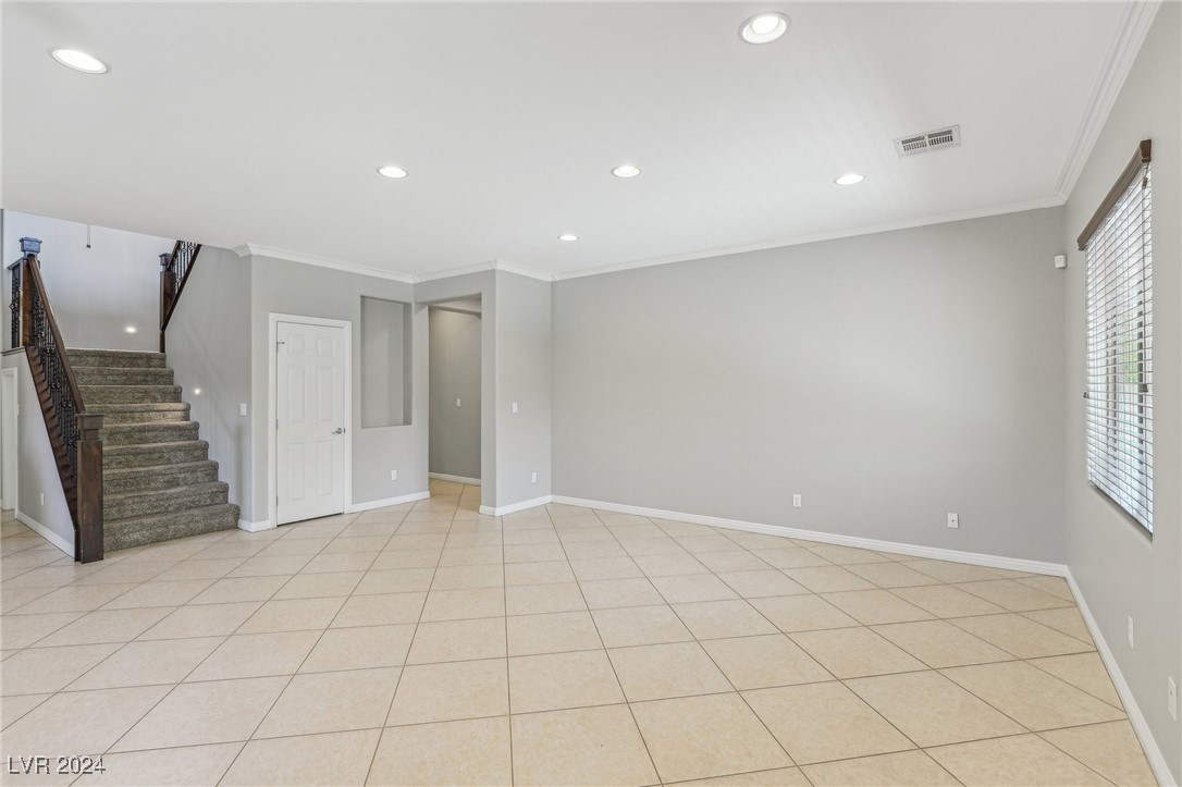 8212 Briggs Gully Street